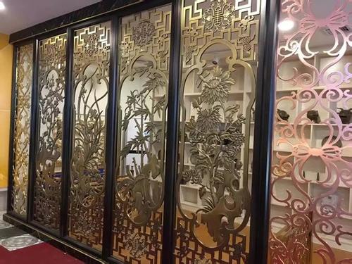 铝屏风